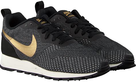 nike zwarte sneakers dames|nike zwarte sneakers.